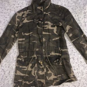 Women’s Camo Jacket